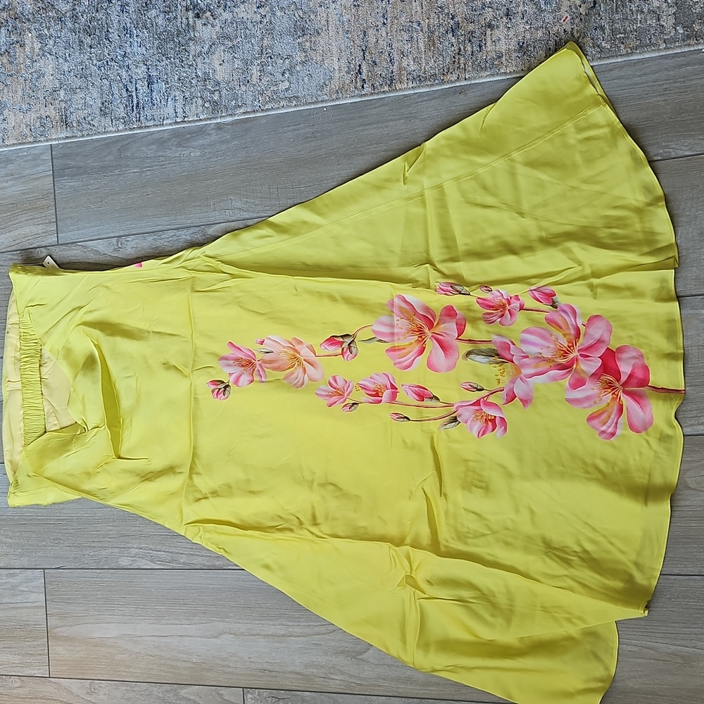 Farm Rio Dress - Picture 3 of 12